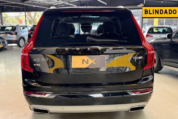 VOLVO XC90 2.0 T8 HYBRID INSCRIPTION AWD GEARTRONIC 2017/2018